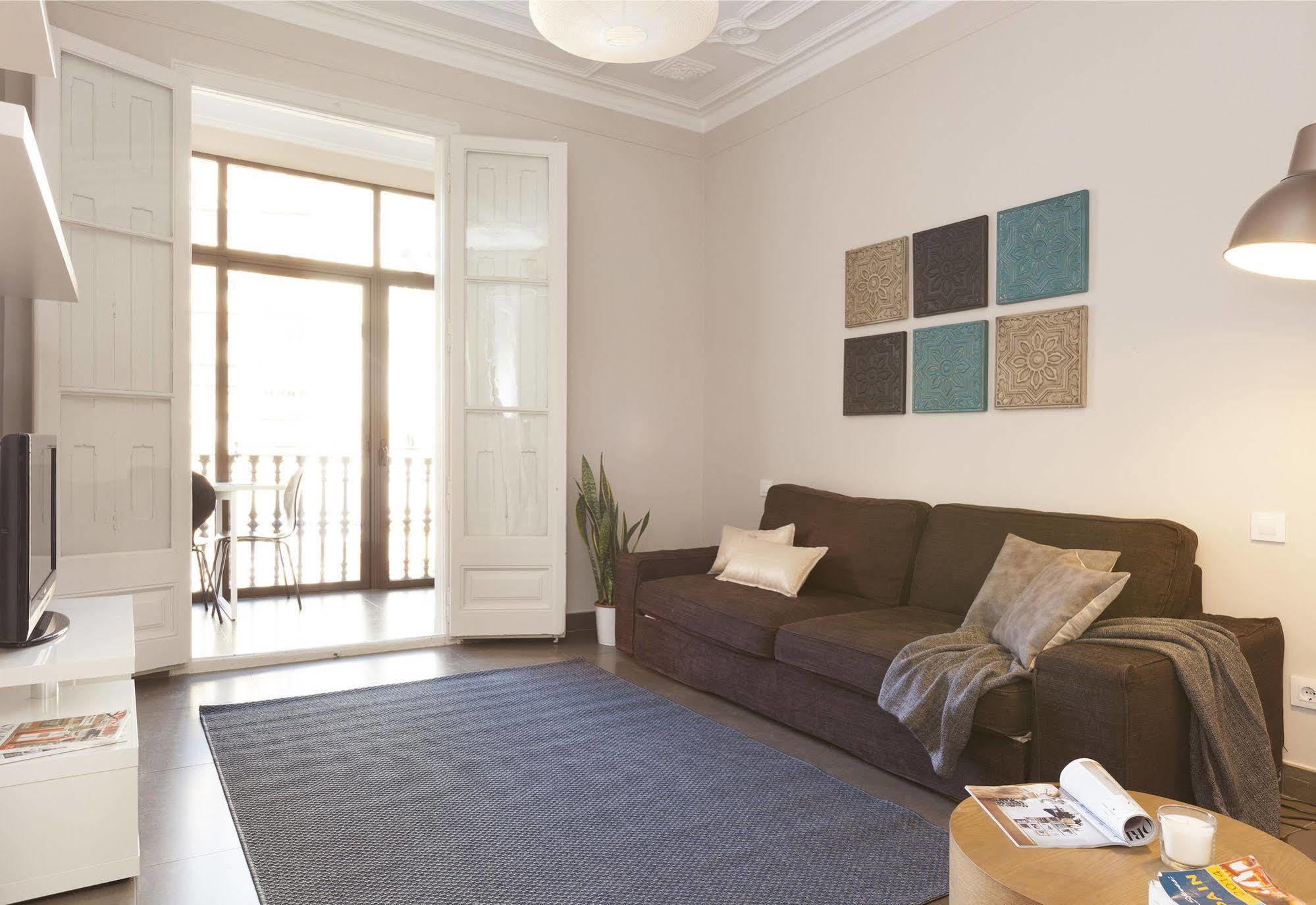 Easy Sleep Gaudi Terrace Apartment Barcelona Luaran gambar