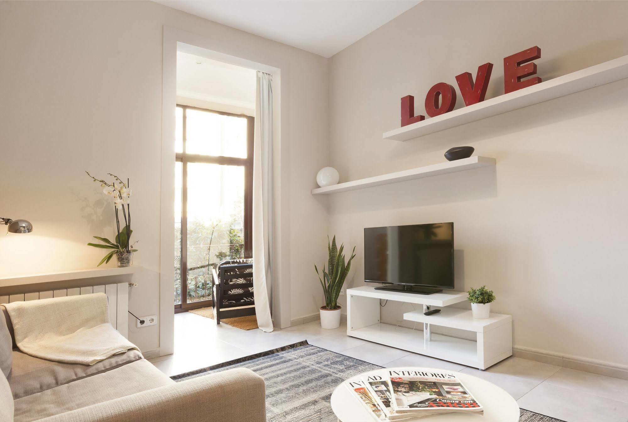 Easy Sleep Gaudi Terrace Apartment Barcelona Luaran gambar