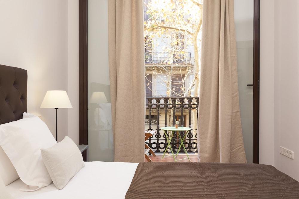 Easy Sleep Gaudi Terrace Apartment Barcelona Luaran gambar