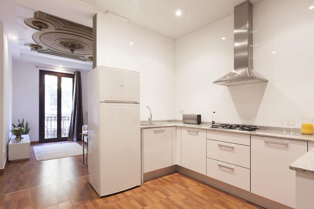 Easy Sleep Gaudi Terrace Apartment Barcelona Luaran gambar