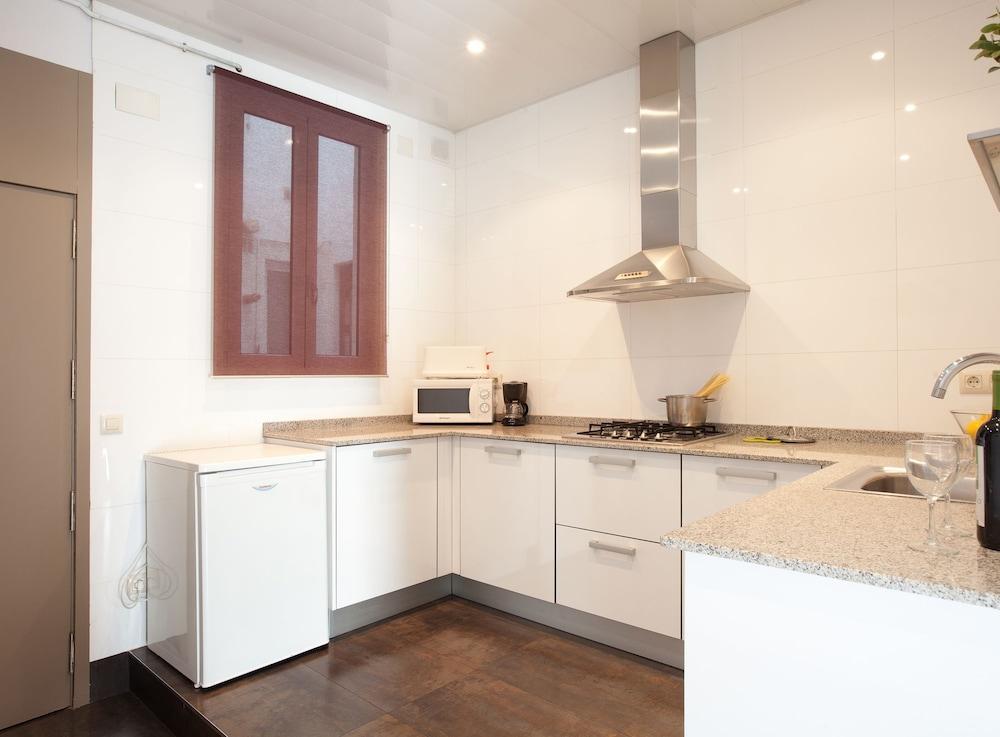 Easy Sleep Gaudi Terrace Apartment Barcelona Luaran gambar