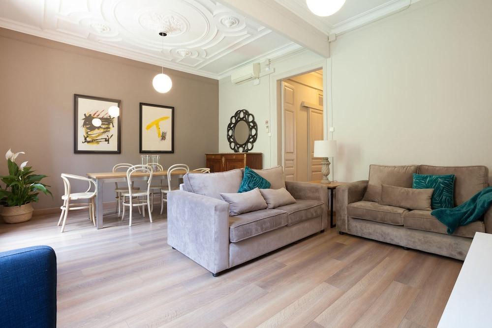Easy Sleep Gaudi Terrace Apartment Barcelona Luaran gambar
