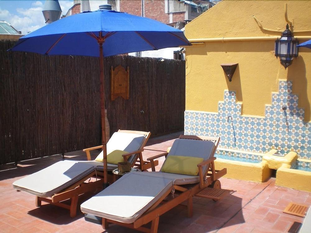 Easy Sleep Gaudi Terrace Apartment Barcelona Luaran gambar